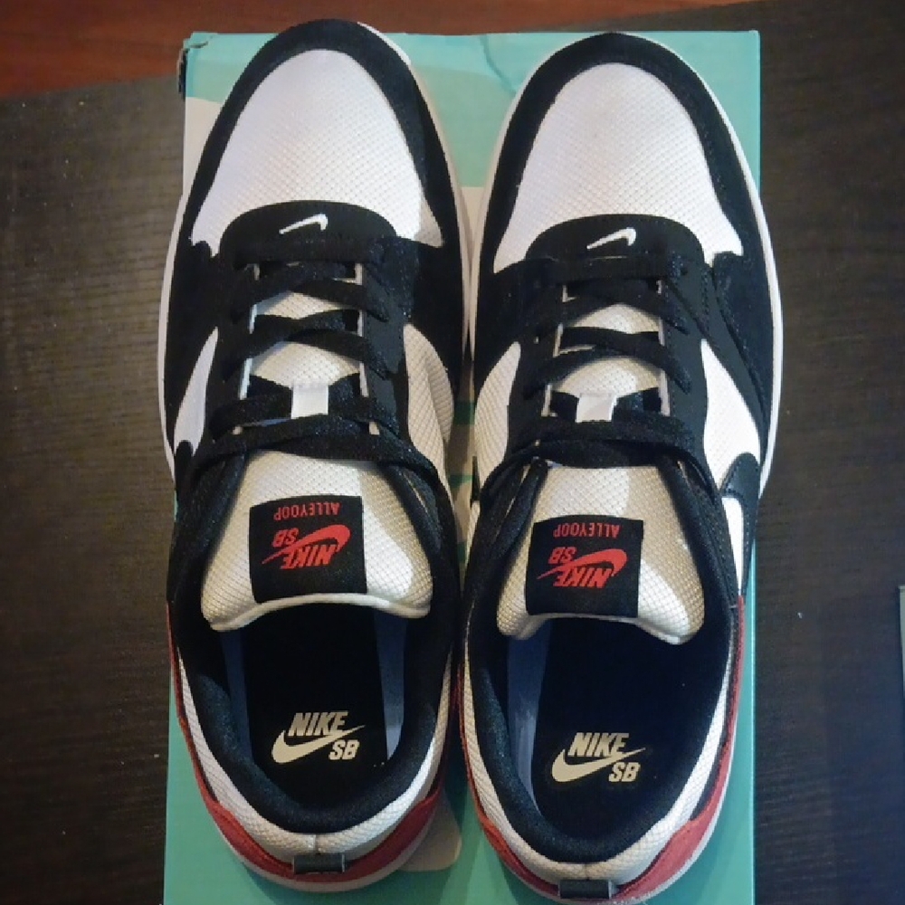 Nike SB Alleyoop Black Toe Sneakers Mens 10 Womens 11.5 NWBOX - Picture 6 of 10